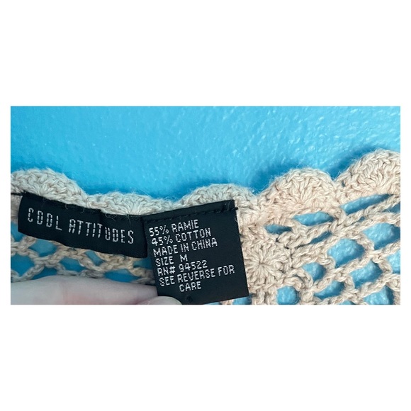 Vintage tan Crochet top - Picture 2 of 3